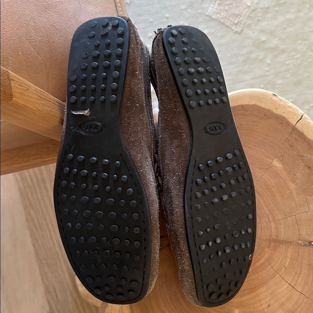 Tod's Vintage Driving Shoe Brown Suede - Picture 6 of 6